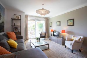 DOMAINE DES ROSES AP4222 by Riviera Holiday Homes