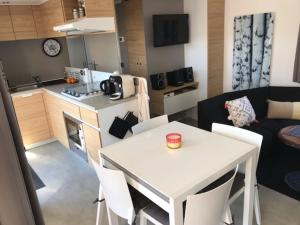 Appartement Domaine DU BOIS D'AMOUR Mobile-home 4 saisons 92 Rue de la ville Mauny 35800 Dinard Bretagne