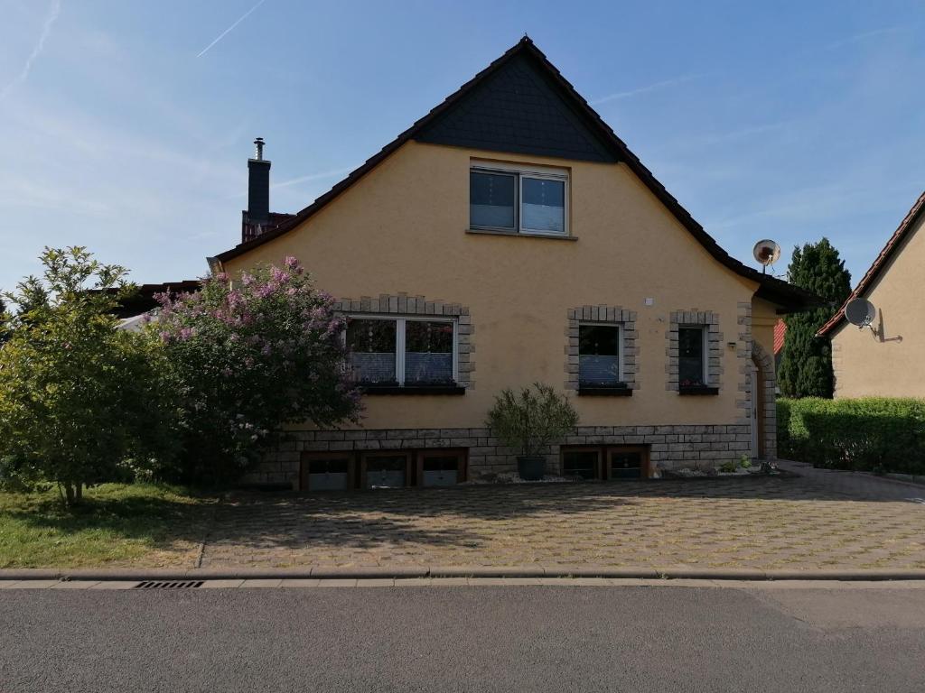 Doppelzimmer bei Ferienwohnung Kilian 7 Neuer Weg, 99947 Weberstedt
