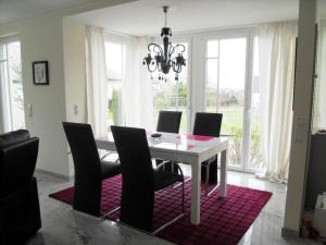 Dora