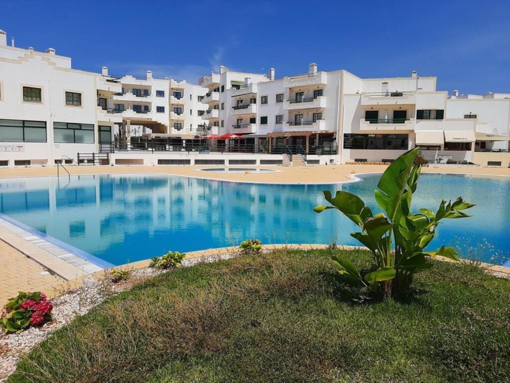 Double Room Dunas de Alvor Pool Caminho Quinta da Praia, 116, 8500-017 Alvor