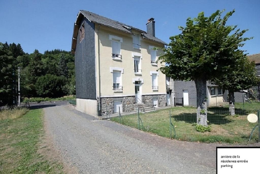 Doux Ombrages 390 avenue Alsace Lorraine, 63150 La Bourboule