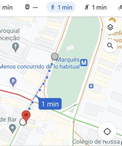 Downtown Porto with PARKING FREE next to subway