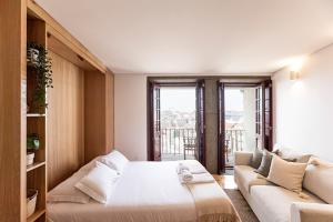 Appartement Downtown Studio w/ Gorgeous Views by LovelyStay 137 Rua de Cimo de Vila 3.1 4000-169 Porto Région Nord