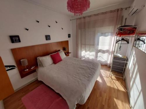Downtown Sunny Apartment