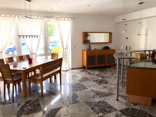 Dreamapartment La Vigna Living mit eigenem Aussenpool & Sauna - Weil am Rhein
