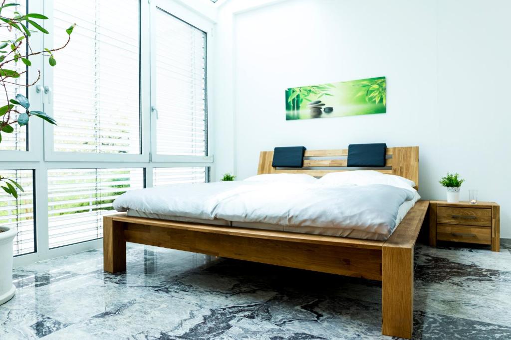 Dreamapartment La Vigna Suite mit eigenem Indoorpool & Sauna - Weil am Rhein Weinbergstrasse 5, 79576 Weil am Rhein