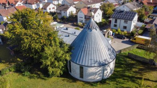 dreamcation - Ehemalige Kirche & Pfarrerwohnung, 3D-Tour, Terrasse, Garten, BBQ