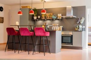 dreamcation - Ehemalige Kirche & Souterrain Wohnung, 3D-Tour, Terrasse, BBQ, Kamin