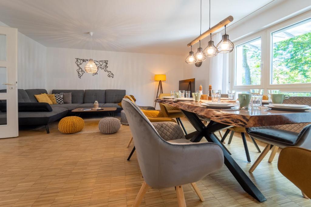 Appartement dreamcation - Ehemalige Pfarrer- & Souterrain Wohnung, 3D-Tour, Terrasse, Garten, BBQ 14 Kleiberstraße 93309 Kelheim