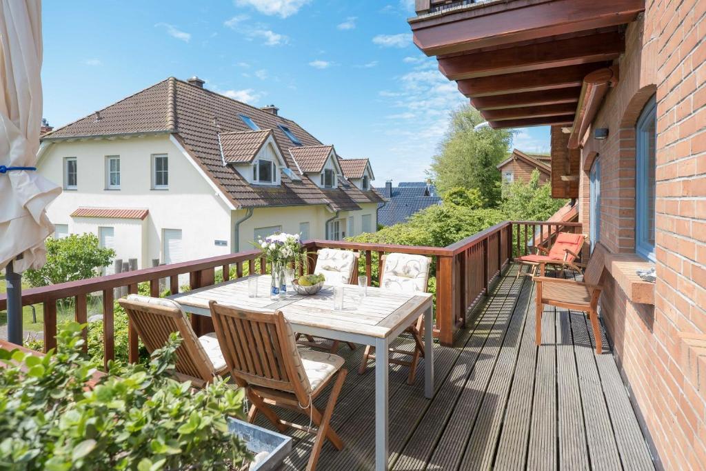 Appartement Dünenhof - Ferienwohnung D-03 An der Seenotstation 20 18347 Wustrow