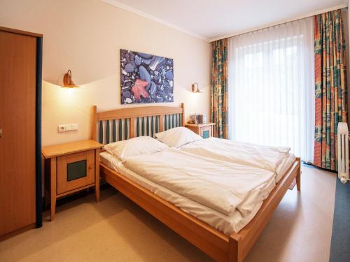 Dünenpark Binz - Komfort Appartement mit 1 Schlafzimmer und Terrasse im Erdgeschoss 002