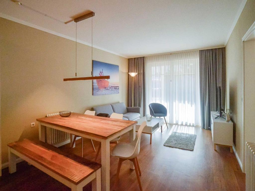 Dünenpark Binz - Komfortplus Appartement mit 2 Schlafzimmern und Terrasse 187 Dollahner Straße 55, 18609 Binz