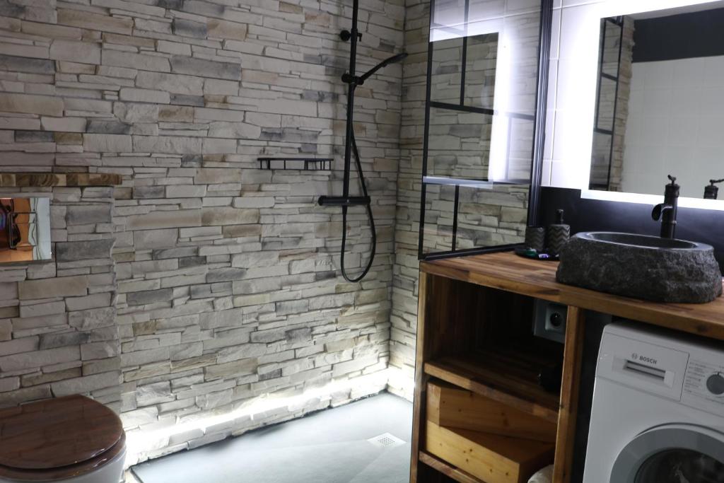 Duplex, 2 Sdb, 2 chambres, dans une impasse en centre-ville 1 Rue des Vosges, 88400 Gérardmer