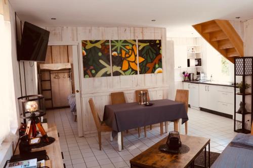 Duplex, 2 Sdb, 2 chambres, dans une impasse en centre-ville