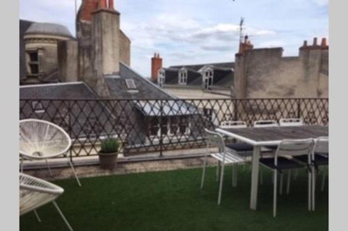 Duplex 3 chambres, 8 personnes avec terrasse centre de Blois
