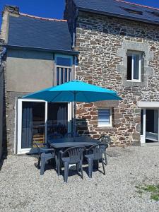 Duplex 4/5 personnes sur cour