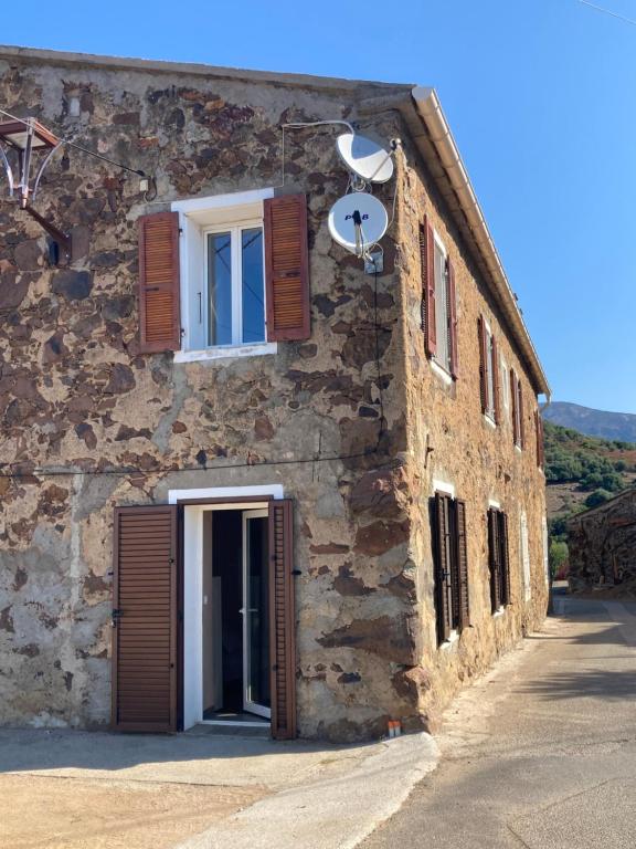 DUPLEX 4 PERSONNES Clim Wifi Parking Sarra, 20147 Partinello