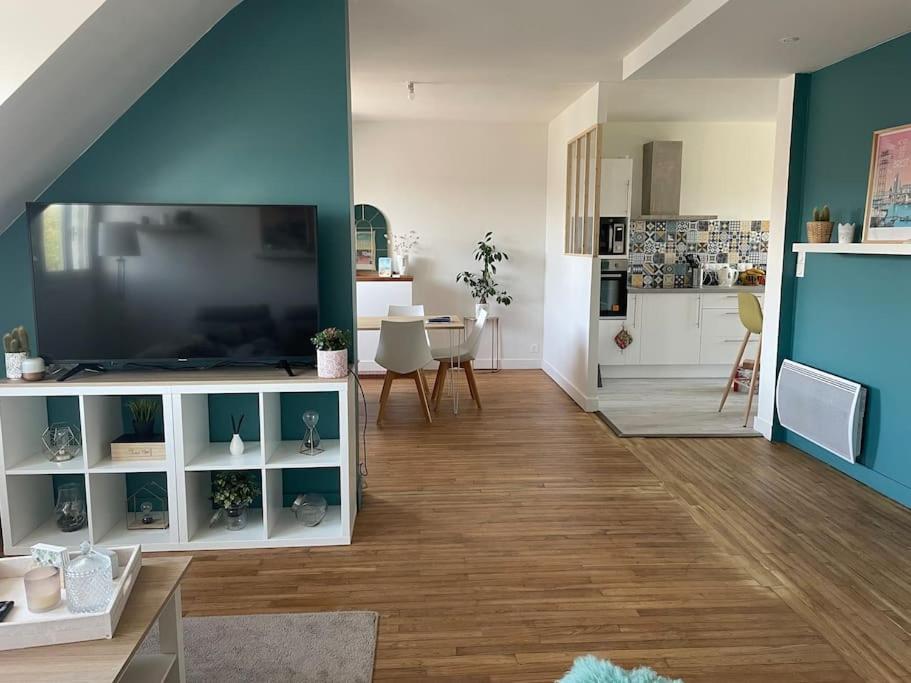 Duplex 50m2 rénové, hyper-centre, St sauveur 14000 Caen
