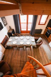 Duplex 6/8 pers au pied des pistes