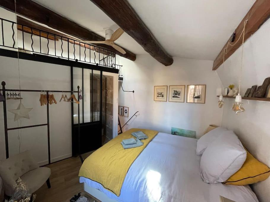 Appartement Duplex Atelier / coeur de Lourmarin 2 Rue Henri Sarret 84160 Lourmarin