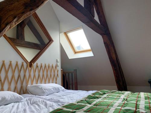 Duplex au coeur de Saint Valery, accès cour