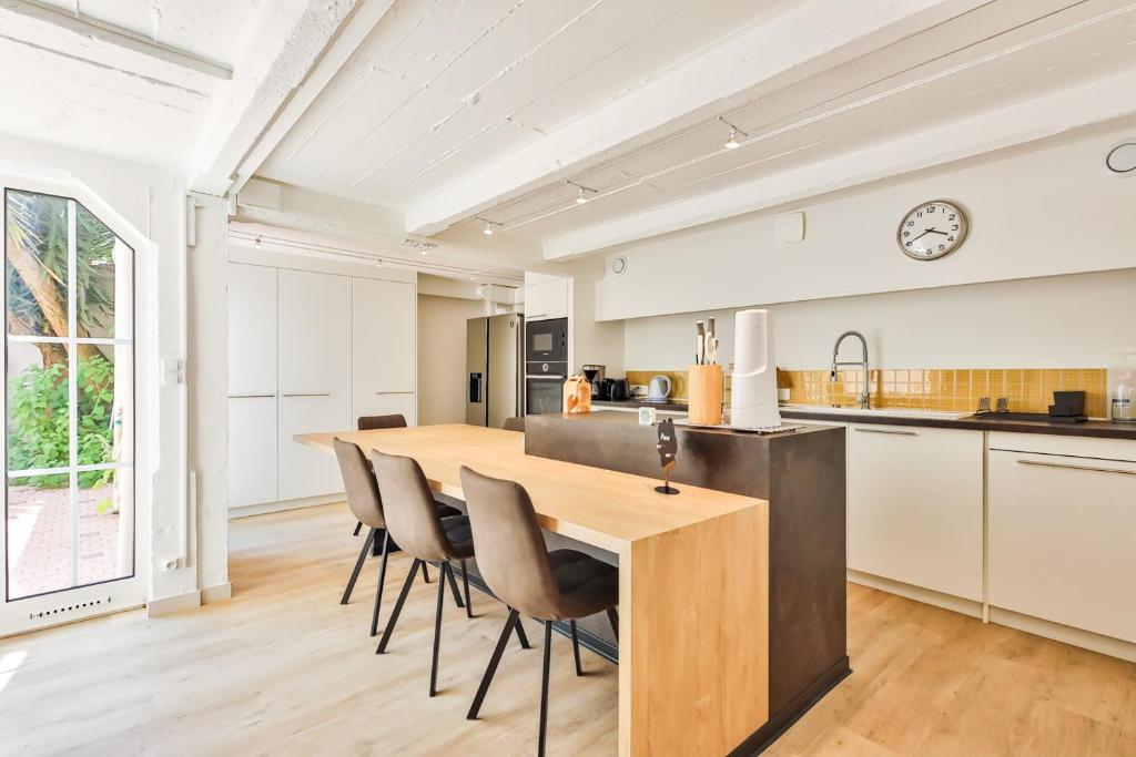 Duplex au coeur des Sables a proximite de la gare Rue de la passerelle, 7 bis, 85100 Les Sables dʼOlonne