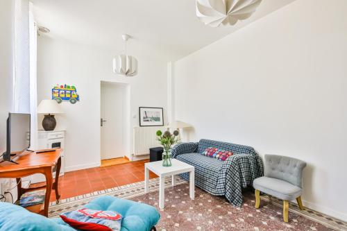 Duplex au coeur des Sables a proximite de la gare