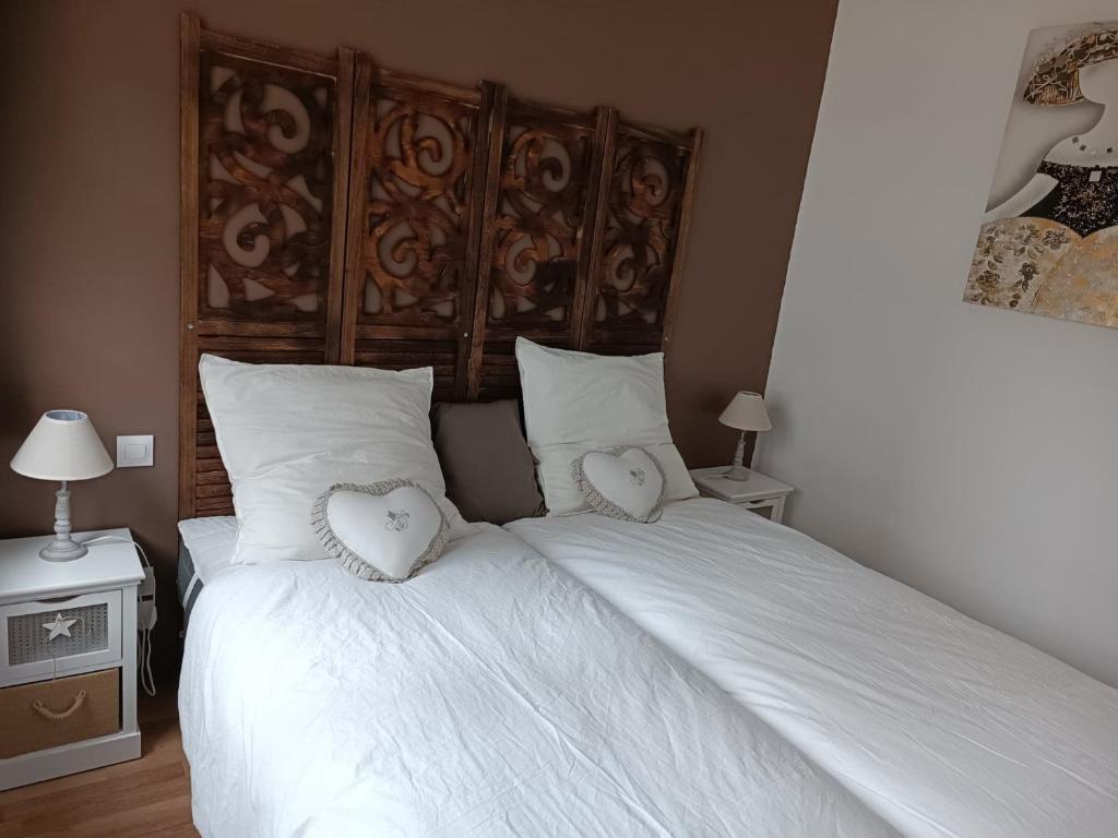 Duplex central close beaches and shops and balcony 06000 Nice