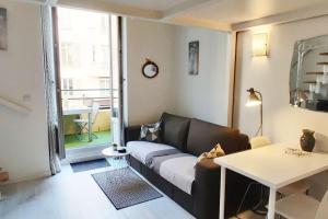 Duplex central close beaches and shops and balcony