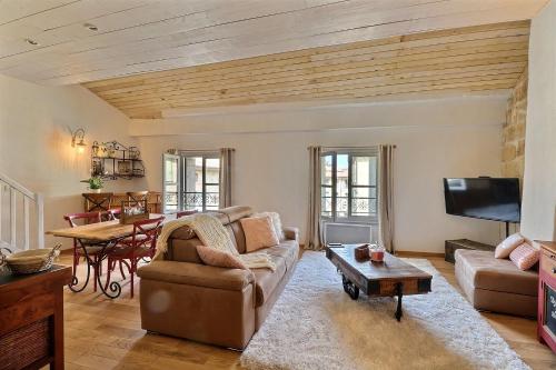DUPLEX CENTRE HISTORIQUE UZES