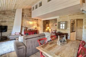 DUPLEX CENTRE HISTORIQUE UZES
