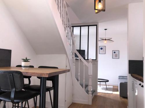 DUPLEX CENTRE PROCHE GARE/PLAGE
