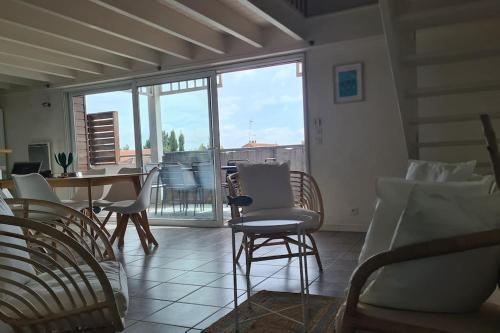 Duplex Cosy au Canon, 6 pers, à 60 m de la plage