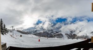 Duplex cosy au pied des pistes vue montagne
