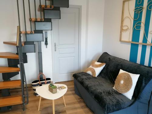 Duplex cosy dans maison neuve avec terrasse entrée indépendante 5 mn de Bayeux et 10 mn plage du débarquement