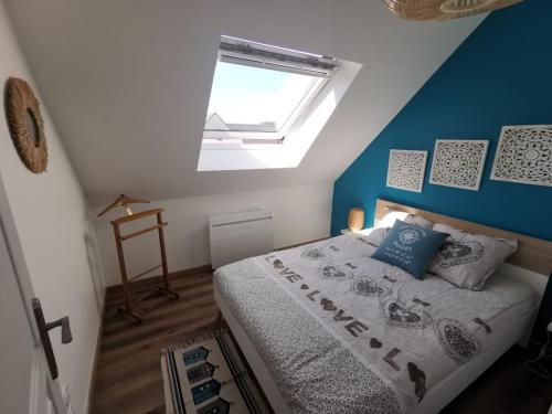 Duplex cosy dans maison neuve avec terrasse entrée indépendante 5 mn de Bayeux et 10 mn plage du débarquement