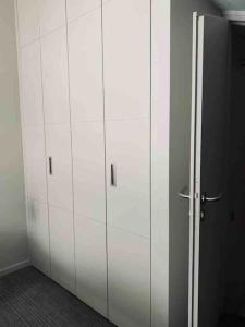 Duplex Courchevel-La Tania skis aux pieds-prox1850
