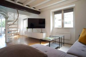 Duplex de charme avec terrasse aux portes de Paris