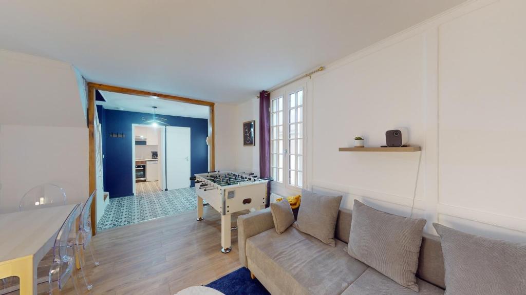 Duplex entre la cathédrale et la basilique 1 Rue de l'Équerre, 51100 Reims