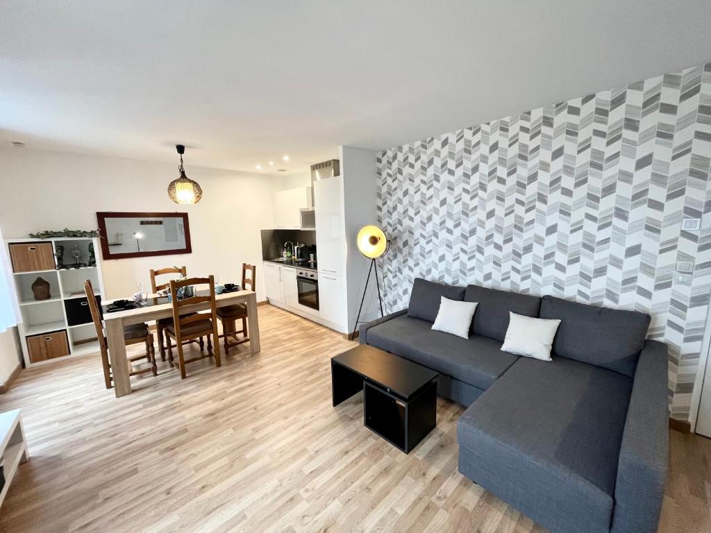 ** DUPLEX ** Hypercentre Proche Gare 8 Rue de Saint-Brice, 51100 Reims