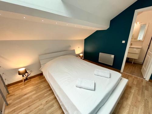 ** DUPLEX ** Hypercentre Proche Gare