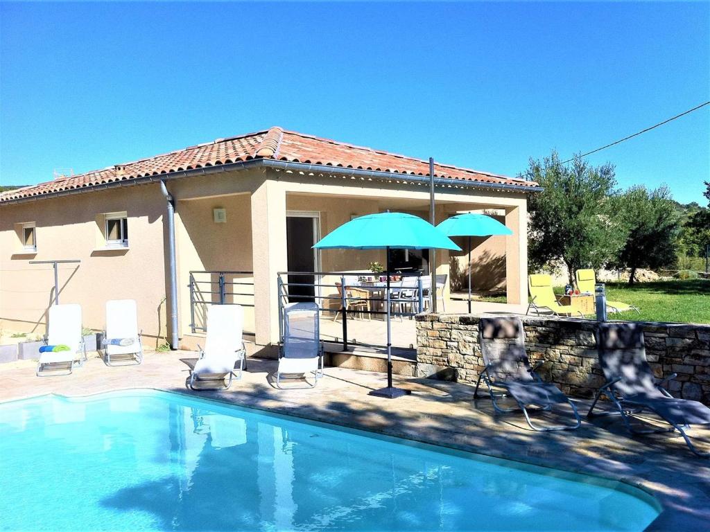 Duplex indépendant avec accès piscine