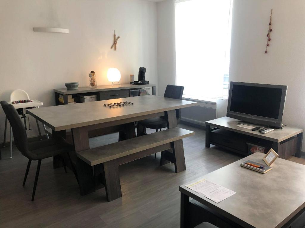 Appartement Duplex Inversé Centre de Cauterets Appartement N°7 6 Boulevard Latapie Flurin 65110 Cauterets