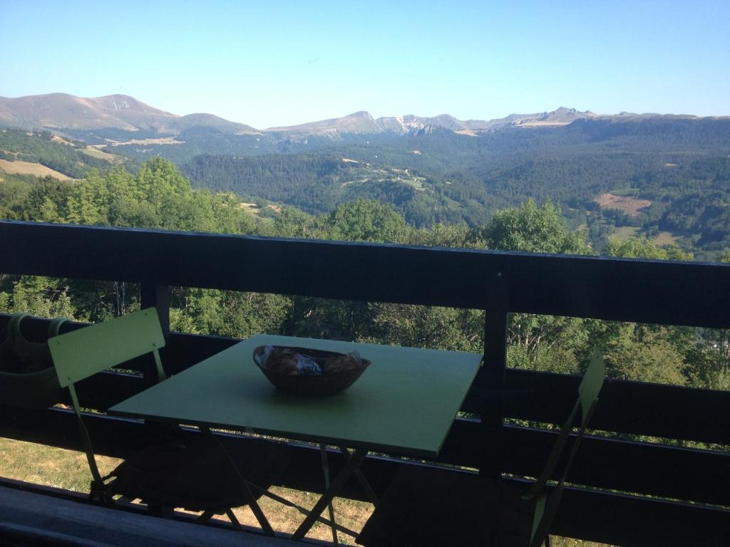 Duplex La Bourboule Superbe Vue Montagne Appartement Renoncules BK Résidence Super Murat, Route de la Banne d'Ordanche, 63150 La Bourboule