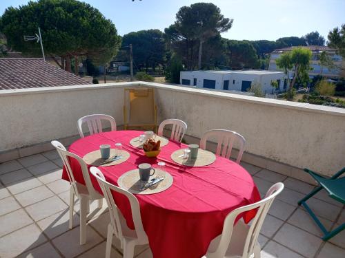 Duplex rénové, 6 pers, clim, wifi, 400m plage