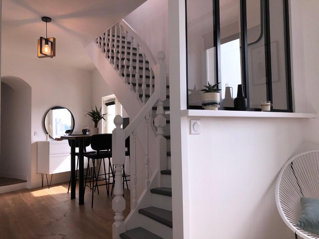 Duplex Soleil Latino Proche Plage Sable Fin + Parking Free