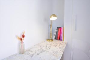 Duplex standing 7min➤Fontainebleau-INSEAD⎮45min➤Paris