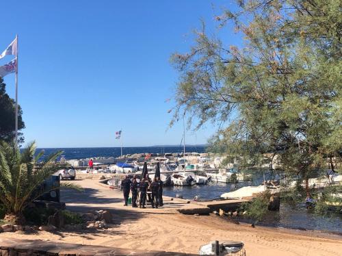 Duplex T3 Boulouris Pieds dans l eau