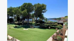 Duplex T3 Boulouris Pieds dans l eau